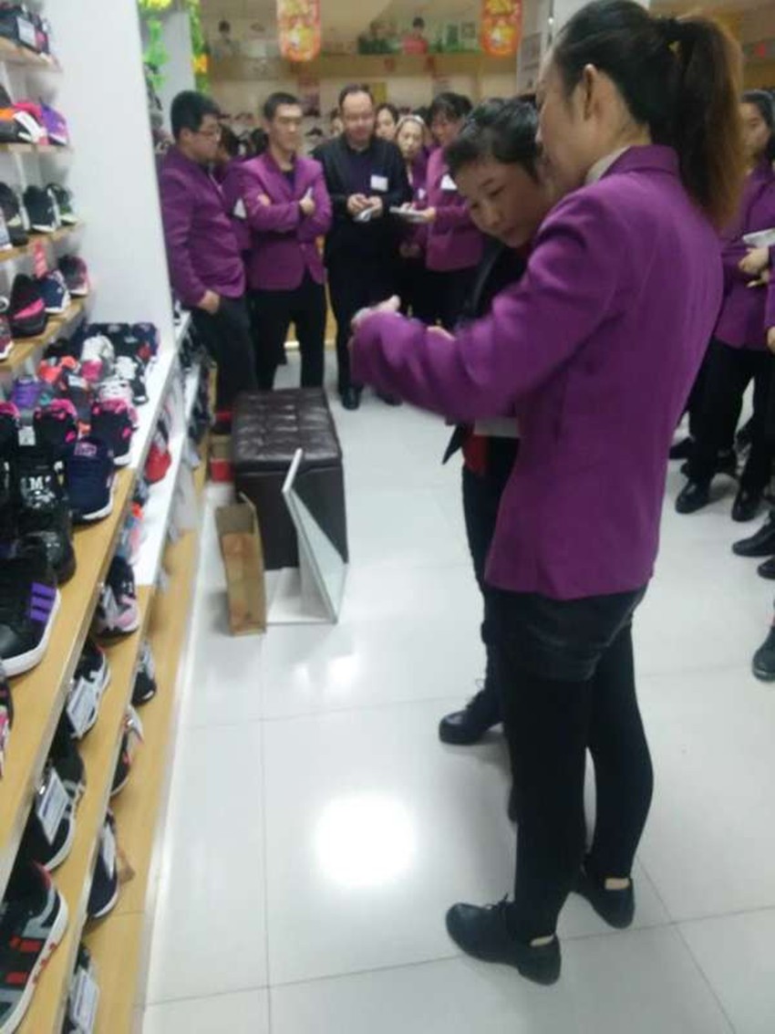 【用心研究本職工作】服務(wù)技能比賽，努力成為更好的自己！